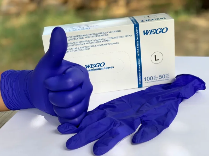 Перчатки WEGO нитриловые, неопудренные, размер M (100шт/уп)